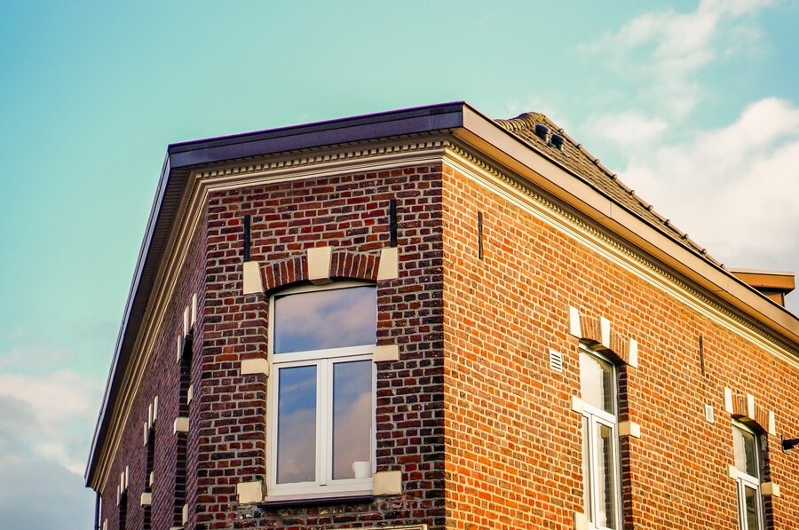 Facade design using different bricks